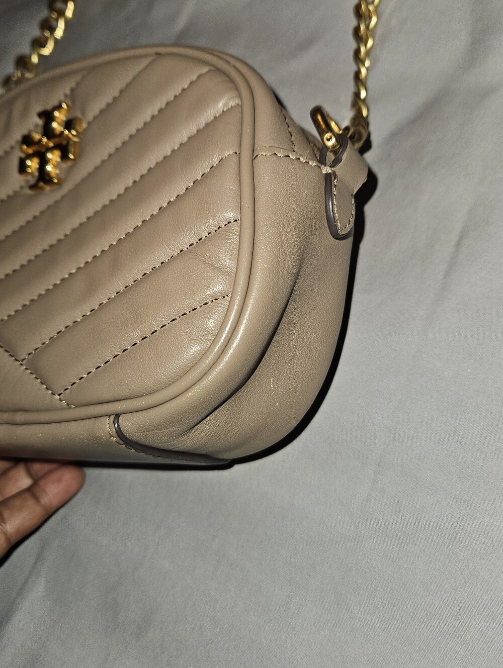 Tory Burch Taupe Quilted Chevron Leather Crossbody with Gold Chain - Picture 5 of 6